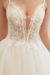 Summber Beach Spaghetti Straps Ivory Ball Gown Wedding Dress Online-Ballbella