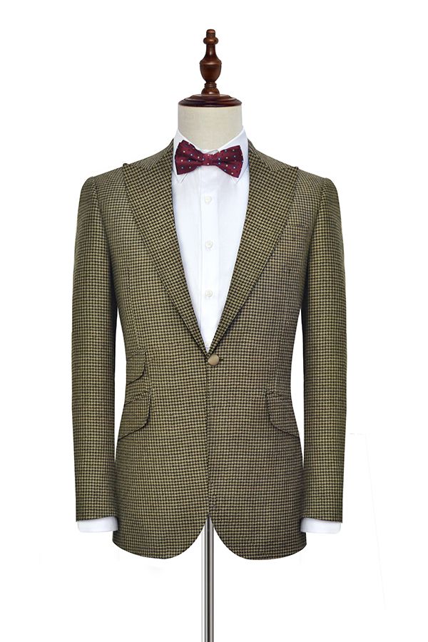 Ballbella has various Custom design mens suits for prom, wedding or business. Shop this Three Pockets with Flaps Aureate Mens Suits, Peak Lapel Suits for Formal with free shipping and rush delivery. Special offers are offered to this Khaki Single Breasted Peaked Lapel Two-piece mens suits.