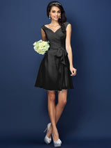 V-Neck Elegant Pleats Bowknot Sleeveless Short Chiffon Bridesmaid Dresses-Ballbella