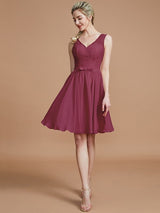 V-Neck Elegant Sleeveless Lace Short/Mini Chiffon Bridesmaid Dresses-Ballbella