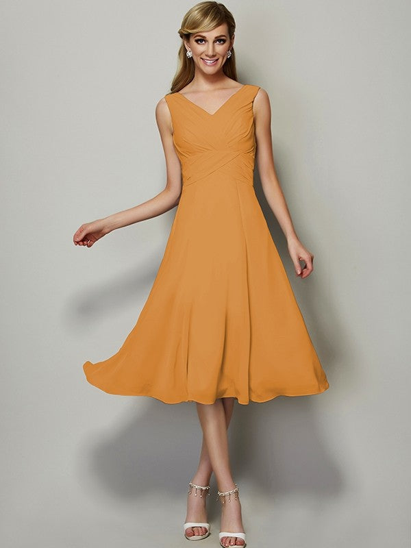 A-Line Charming V-neck Sleeveless Pleats Short Chiffon Bridesmaid Dresses