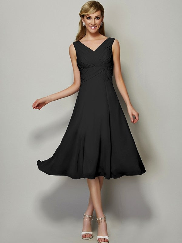 A-Line Charming V-neck Sleeveless Pleats Short Chiffon Bridesmaid Dresses