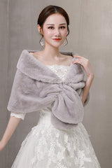 Warm Grayi Ears-Trimmed Winter Wedding Dress Shawl-Ballbella