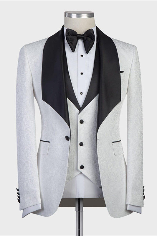 Ballbella custom made this White Three-pieces Jacaquard Wedding Groom Suits with Black Shawl Lapel with rush order service. Discover the design of this White Jacquard Shawl Lapel Single Breasted mens suits cheap for prom, wedding or formal business occasion.