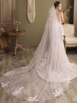 White Waterfall Two-Tier Lace Tulle Wedding Veils-Ballbella